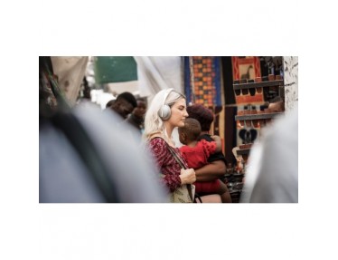 bose-noise-cancelling-700-silver